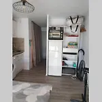 Apartment Jolies Avec Piscines Et Parking Prive 800m De La Du Roi